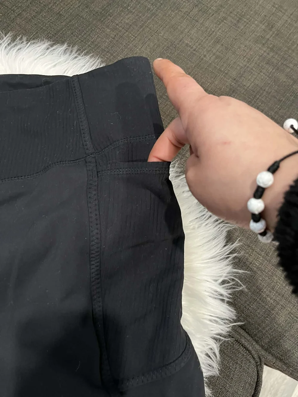 Mondeta High-Waist Black Bike Shorts with Side Pockets
